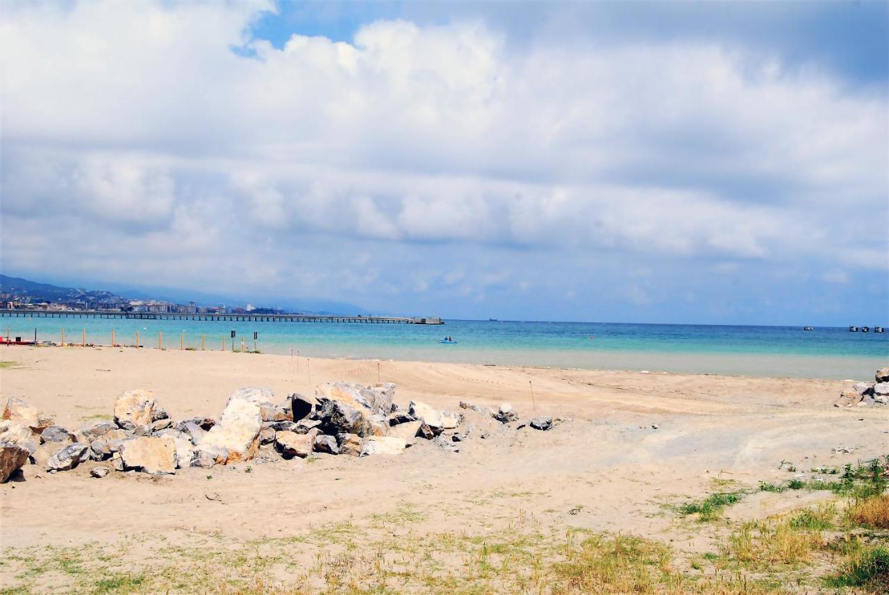 Costa Del Molo - Casa E Lavoro Leilighet Vado Ligure Eksteriør bilde